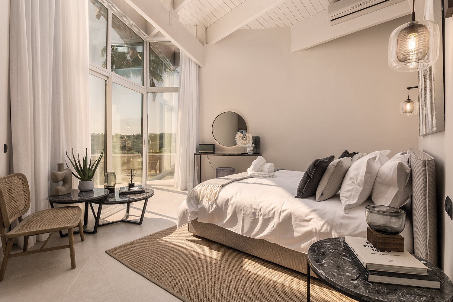 Sanctuary-Luxe-Room-first