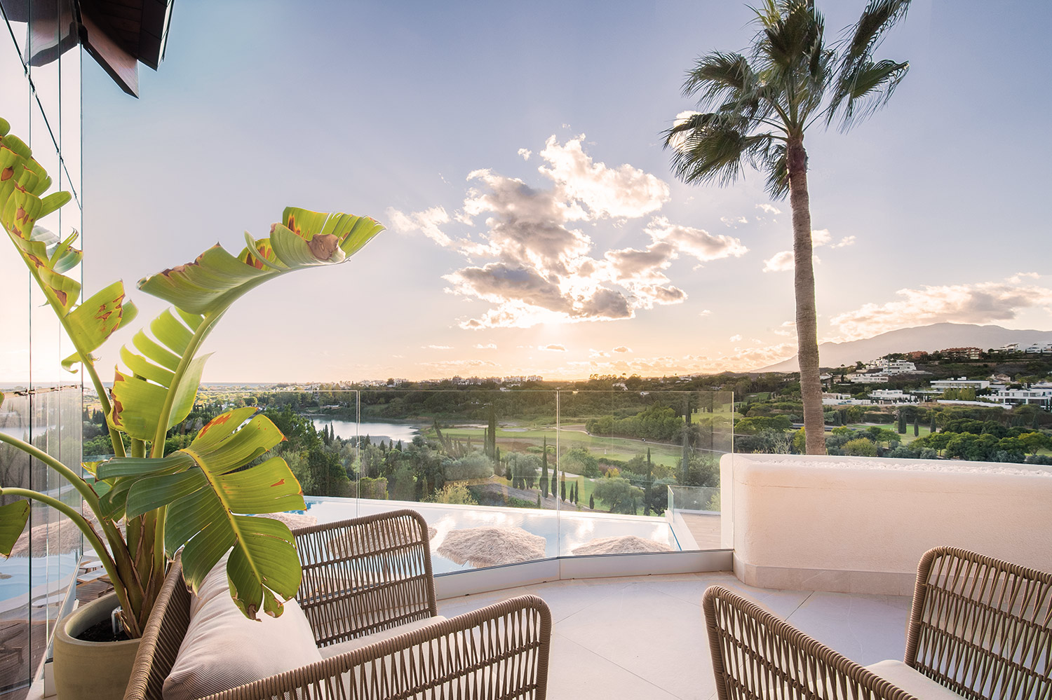 Sanctuary-Luxe-Terrace