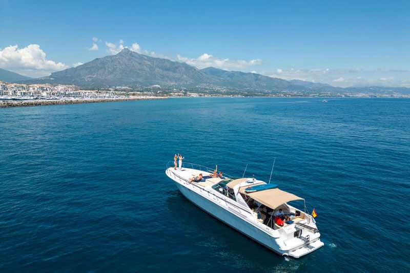 sala-yacht-charter-3a
